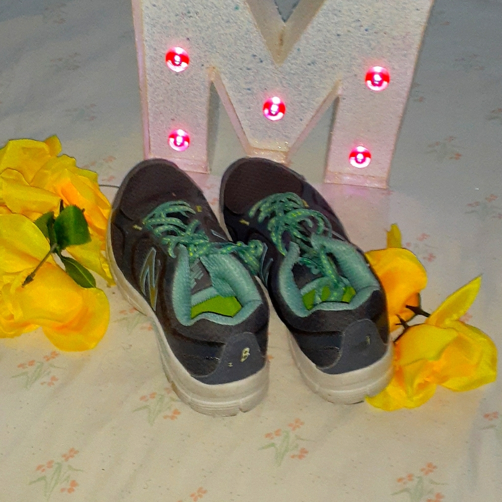 Newbalance shoes